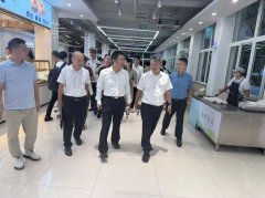 杨浦区带领带队来校开展节前食物平安“两个义